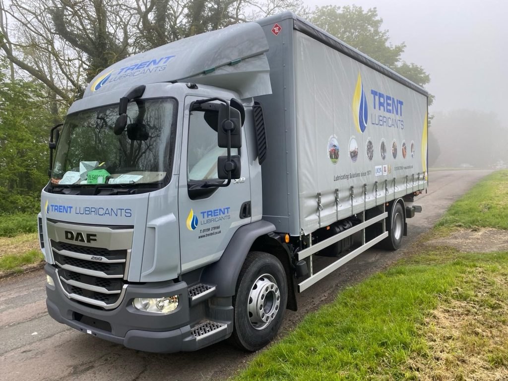 Curtainsider 3